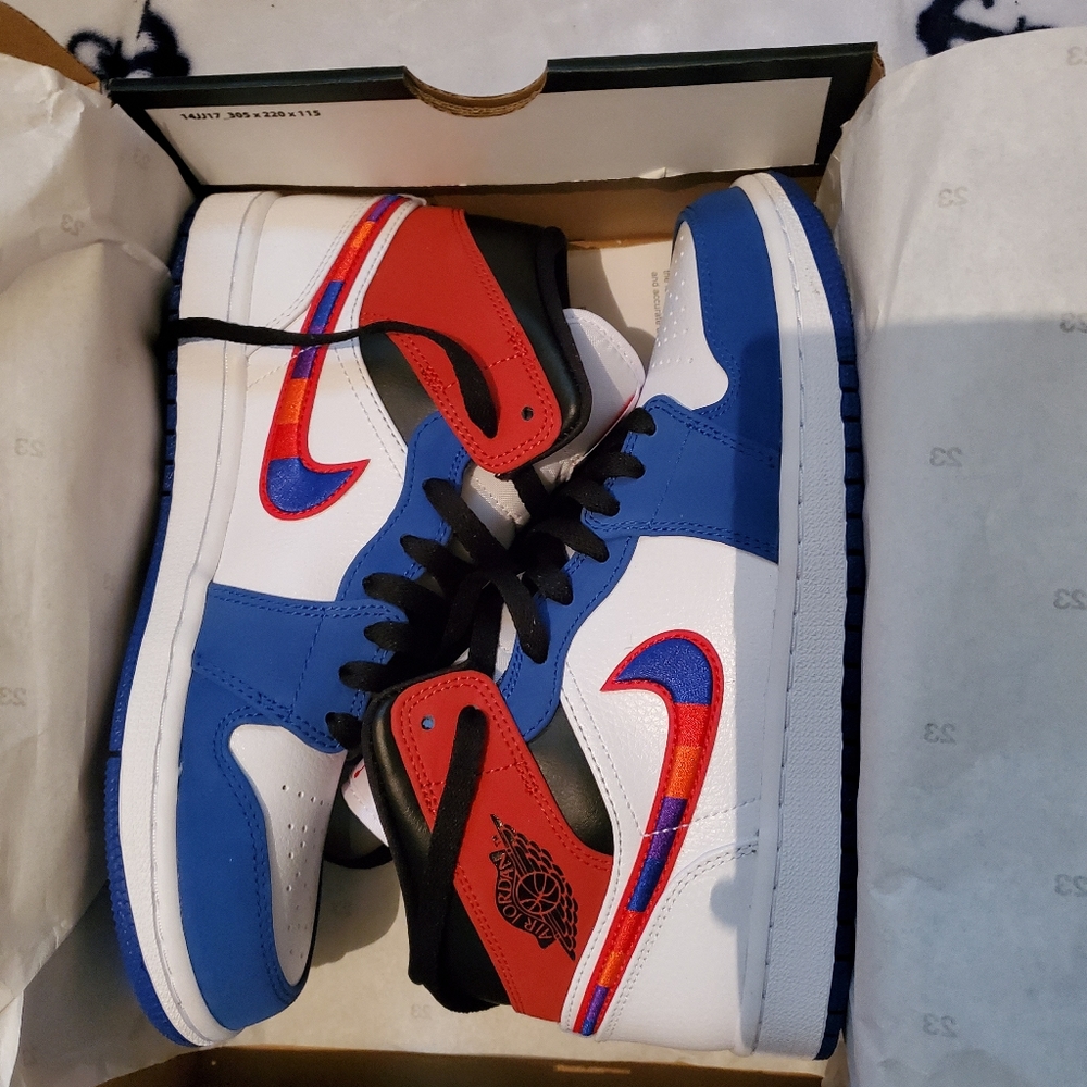 Air Jordan 1 Mid